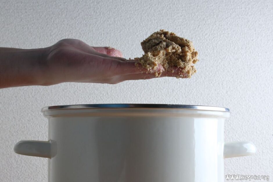 ぬか床の白い膜の正体は？