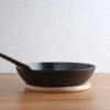 鉄フライパンの使い方は？ 焦げやくっつくのを防ぐ方法