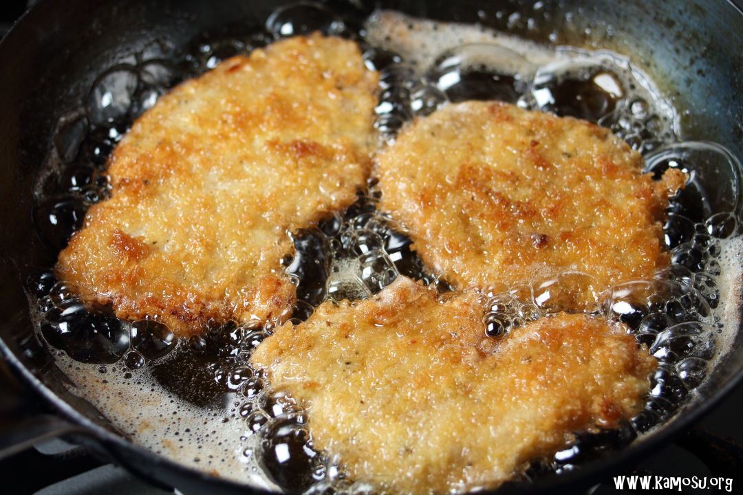 鉄フライパンで揚げ物をするコツは？ 温度変化に対する注意点