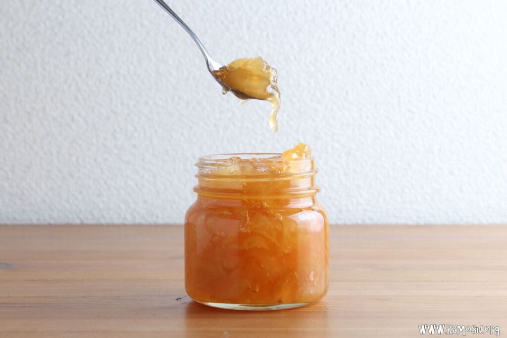 ジャムが固まらない? とろみに砂糖とレモン汁が必要な理由